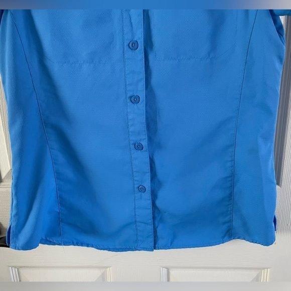Habit Women’s Small Blue Collared Outdoor Sun Protection Fishing Vented Shirt - Picture 7 of 14